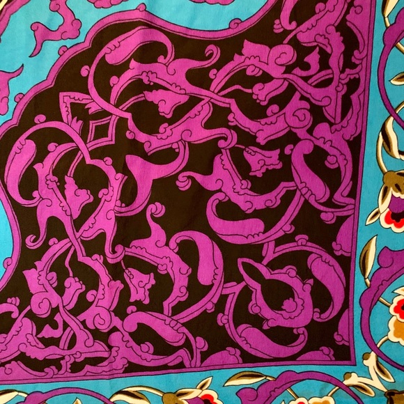 Vintage Ellen Tracy 35” sq jewel tone silk scarf - Picture 7 of 8